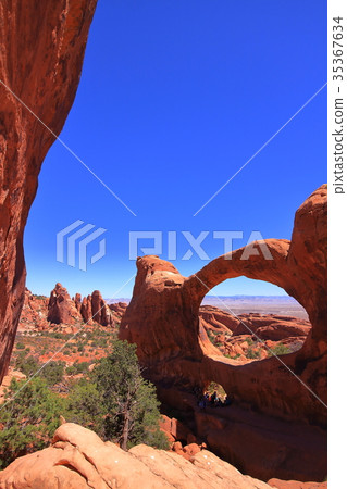 Arches Double O Arch（美國） 35367634