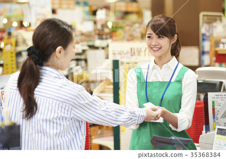 supermarket supermarket 35368384