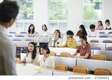 Professor, university student Professor, university student 35368891