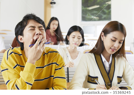 大學生 35369245