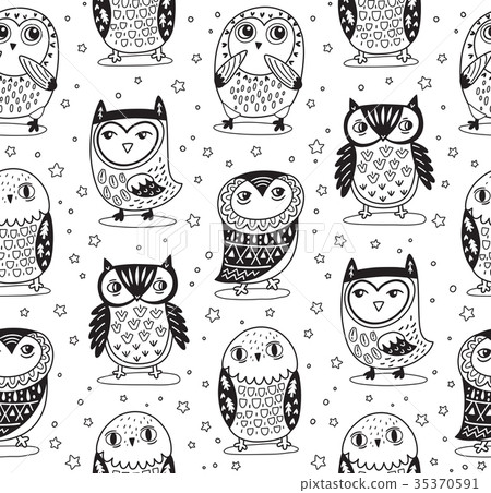 Vector seamless pattern with cartoon owls in Vector seamless pattern with cartoon owls in 35370591