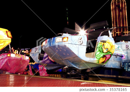 Amusement park! Amusement park! 35378165