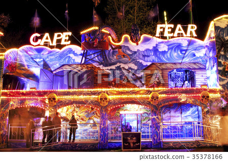 Amusement park! Amusement park! 35378166