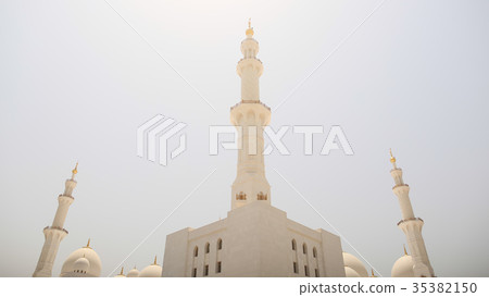 Towers Sheikh Zayed Mosque, Abu Dhabi, United Arab Towers Sheikh Zayed Mosque, Abu Dhabi, United Arab 35382150