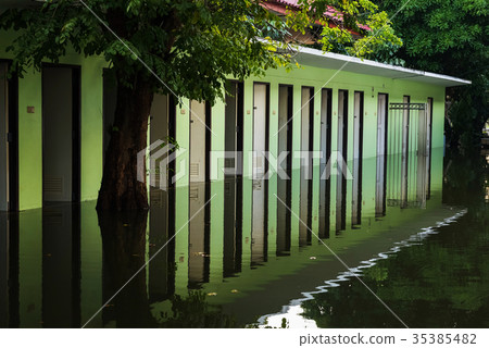 Flood water crisis from depression storm 35385482