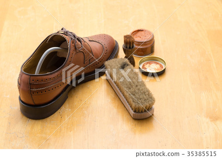 Shoe Care Shoe Shine Image Shoe Care Shoe Shine Image 35385515