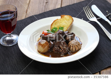 Buch Bourguignon Buch Bourguignon 35387386