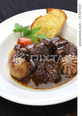 Buch Bourguignon Buch Bourguignon 35387387