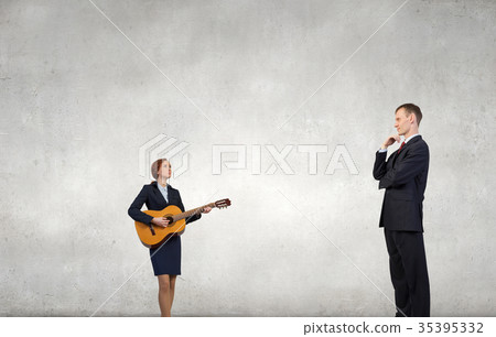 One man band 35395332