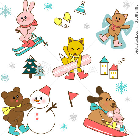 動物在雪山中玩耍 動物在雪山中玩耍 35398489