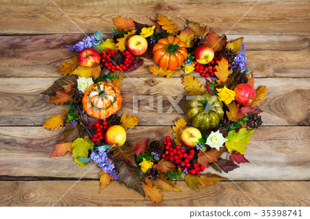 Thanksgiving wreath with fall leaves, lilac flower Thanksgiving wreath with fall leaves, lilac flower 35398741