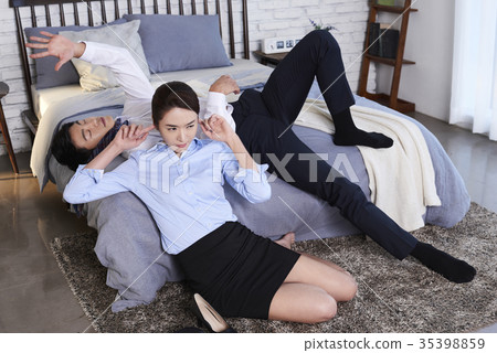 Businesswoman, business woman 35398859