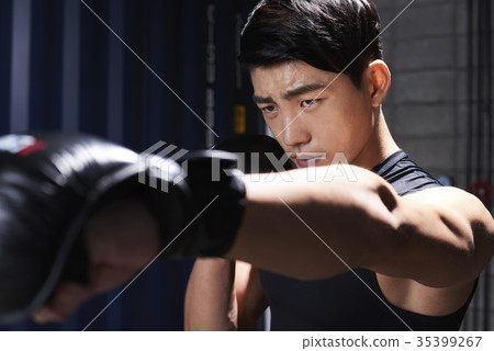 Young man, boxing 35399267
