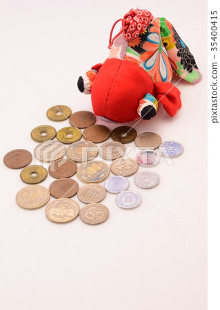 Money-loving goldfish money economy Money-loving goldfish money economy 35400415