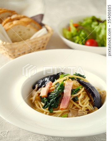 Eggplant and mushroom pasta lunch image (vertical position) 35400885