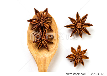 Close up the brown star anise spice 35403165