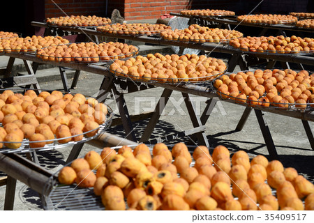 Persimmon Persimmon Persimmon Persimmon Sunburn Outdoor Sun Persimmon Season Autumn Sightseeing Factory Gourmet Fruit Season Bamboo North Hsinchu Xinpu 35409517