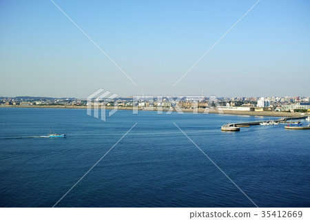 從Enoshima Shimado觀看的Katase漁港周圍 35412669