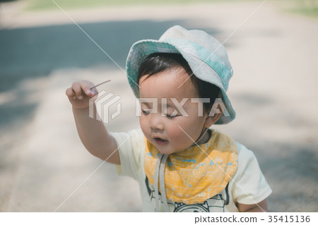 younger, sandbox, sand pit 35415136