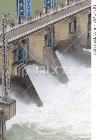 吉野川的池田大壩 35417591