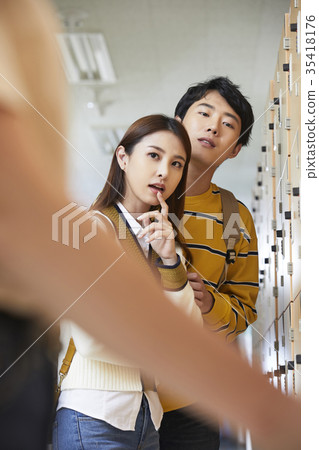 大學生 35418176