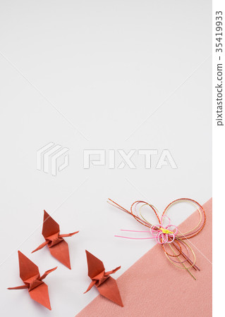 Folded crane Japanese pattern image Folded crane Japanese pattern image 35419933