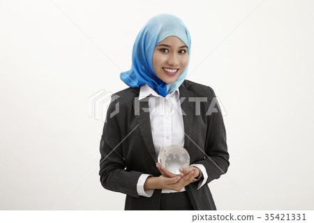 holding globe 35421331