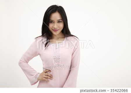 malay woman malay woman 35422066