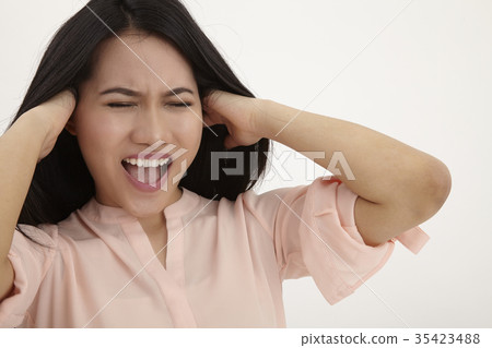 shouting shouting 35423488