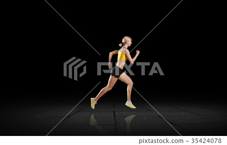 At full speed At full speed 35424078