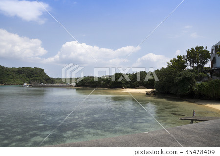 Ikei Island 35428409