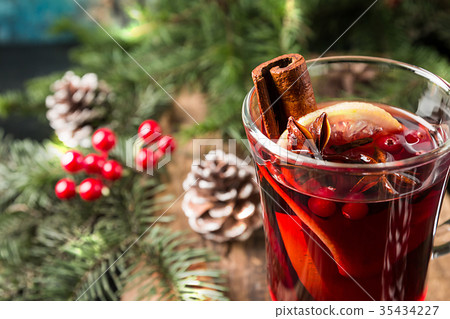 Hot mulled wine 35434227
