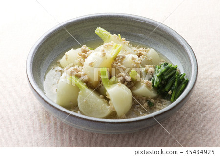 Simmered turnip 12 35434925