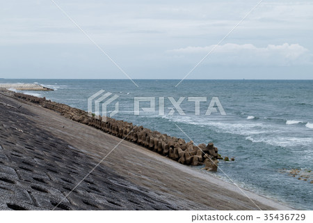 海岸哪裡有波浪消散塊 海岸哪裡有波浪消散塊 35436729