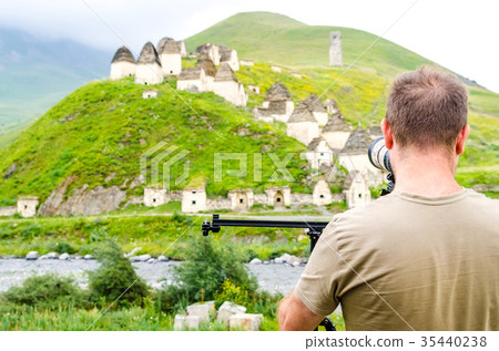 Man takes pictures of Ancient Alanian necropolis 35440238