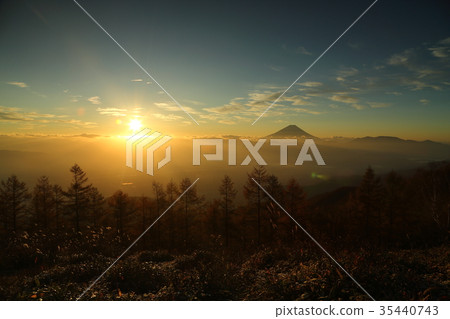 從阿瑪瑞山 35440743