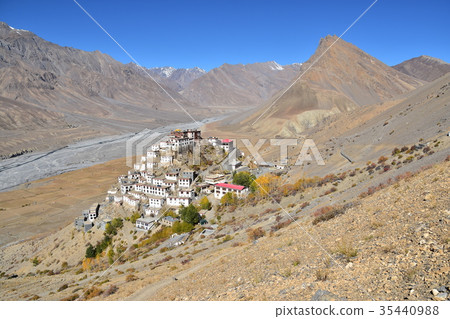 Spiti Valley的印度Key Gompa的美景 35440988