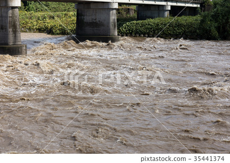 Rising river Rising river 35441374