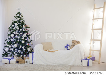 Christmas card Christmas tree with Christmas gifts Christmas card Christmas tree with Christmas gifts 35441763