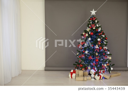 Christmas decorations Christmas tree Gifts 35443439
