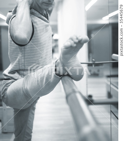 Man dancer dance teacher 35445679