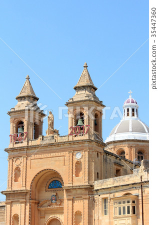 龐貝聖母教堂 35447360