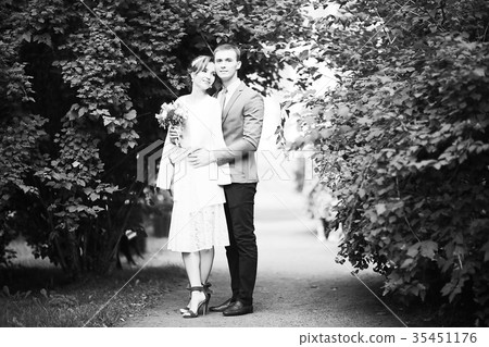 Young lovers, couple groom and bride happiness Young lovers, couple groom and bride happiness 35451176