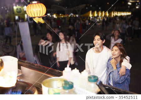 Young woman, young man, date Young woman, young man, date 35452511