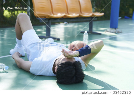 Young man, sports, basketball 35452550