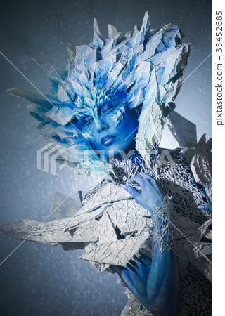 Beautiful Snow Queen 35452685