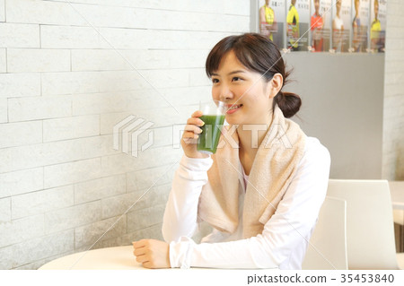 體育健身房 體育健身房 35453840