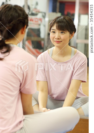 Gym stretching 35454355