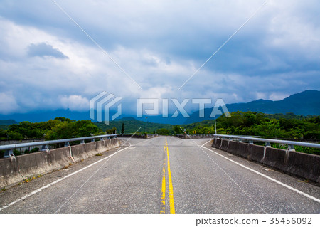 台灣花蓮玉里火車風光Asia Taiwan Hualien scenery 35456092