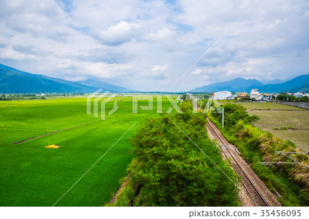 台灣花蓮玉里火車風光Asia Taiwan Hualien scenery 台灣花蓮玉里火車風光Asia Taiwan Hualien scenery 35456095